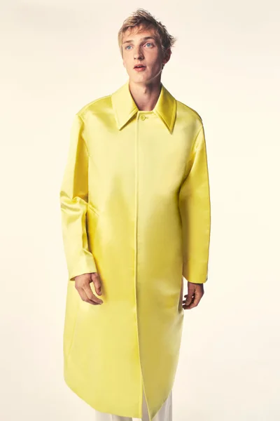 Look 3